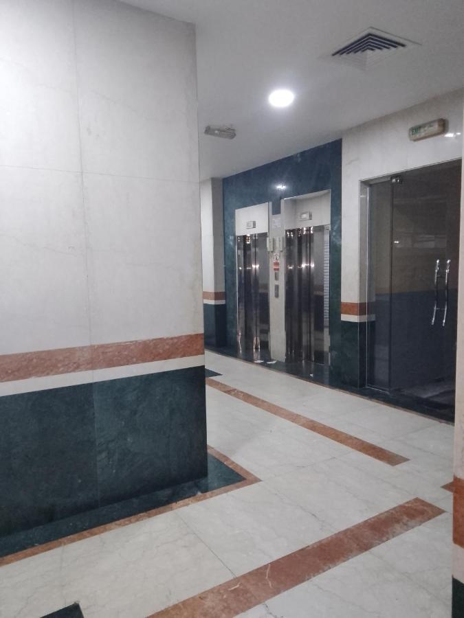 Abree Building New Hostel Dubai Ngoại thất bức ảnh